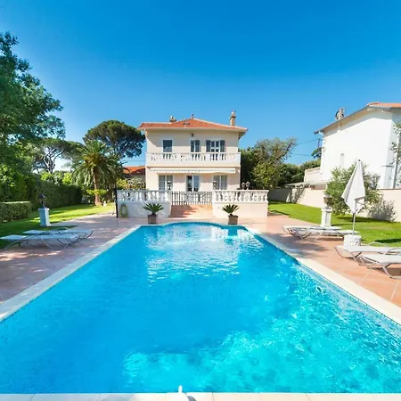 Paquerette Villa *